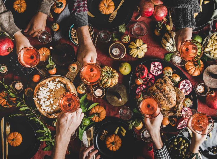 Thanksgiving table