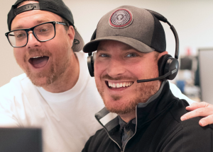 FlexCare Recruiters celebrate a new contract for a clinician