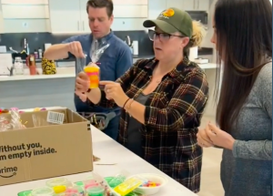 FlexCare team members volunteer to create patient care gifts